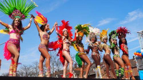 braziliaanse danseressen samba dancers los del Sol